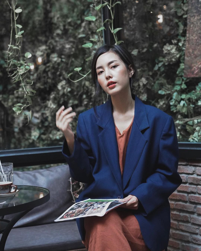 Áo blazer không hề một màu, nhàm chán bởi có ít nhất 5 biến tấu để các nàng thỏa sức làm điệu trong mùa lạnh năm nay