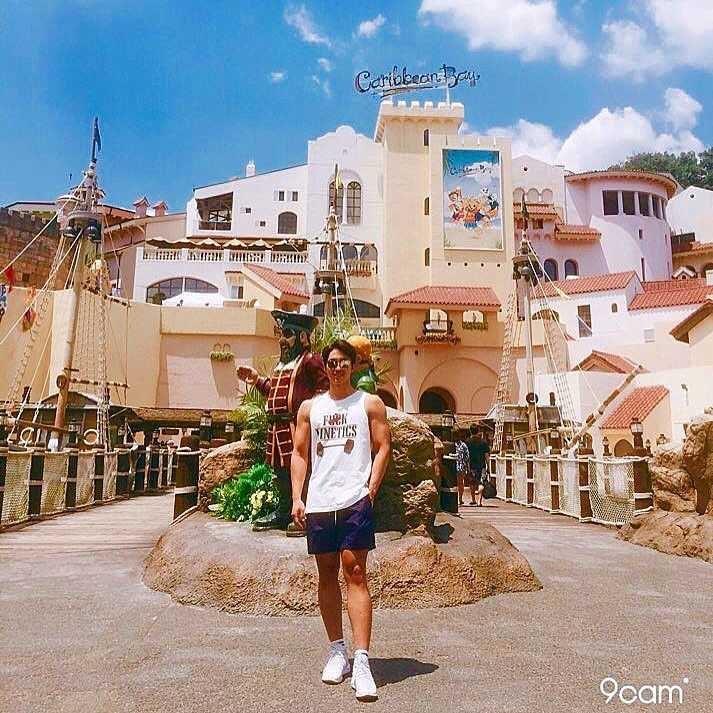 Nam cảnh sát Hàn Quốc điển trai, có thân hình chuẩn 6 múi