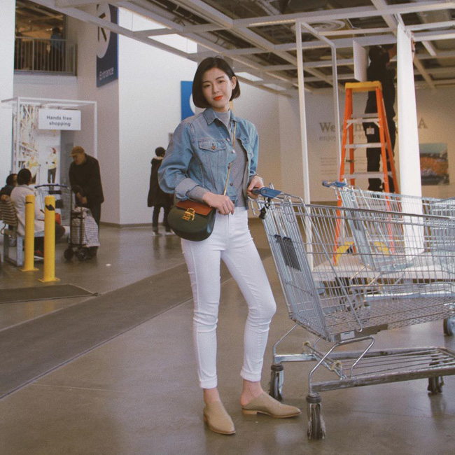 Ngôi sao của mùa đông chính là quần jeans và 15 set đồ sau sẽ giúp các nàng biến hóa tài tình với item này