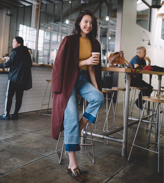 Ngôi sao của mùa đông chính là quần jeans và 15 set đồ sau sẽ giúp các nàng biến hóa tài tình với item này