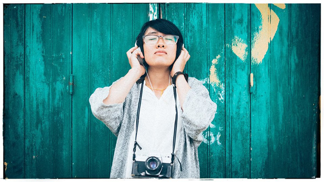 Nữ phượt thủ và 2 mảng đối lập: Dám ngủ chung giường với người khác giới nhưng với con dao nắm chặt trong tay!