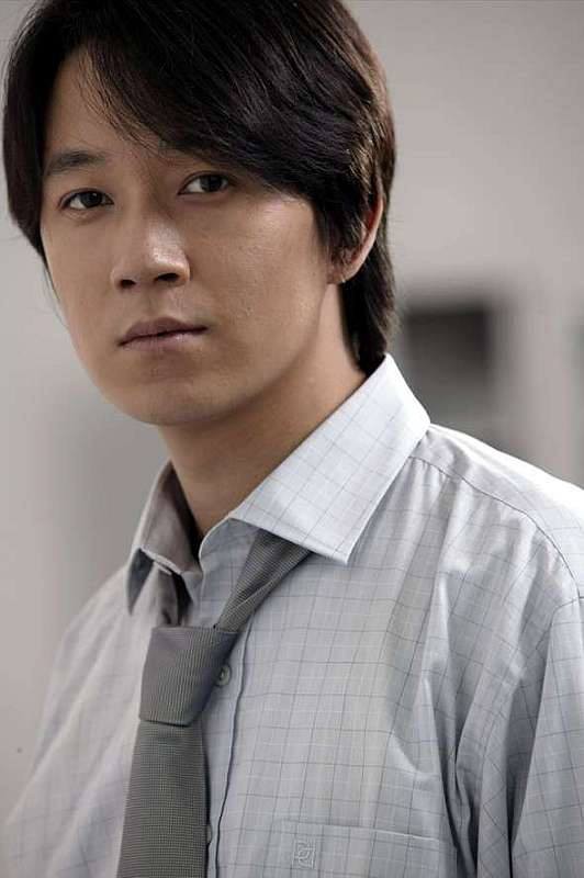 Sau 6 năm ly hôn vì bê bối ngoại tình của vợ, giờ chồng cũ của Đổng Khiết sống ra sao?