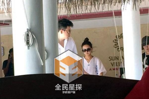 Lật lại tình sử của Phùng Thiệu Phong - Triệu Lệ Dĩnh: Chàng mê chân dài khí chất, nàng vướng scandal có mới nới cũ