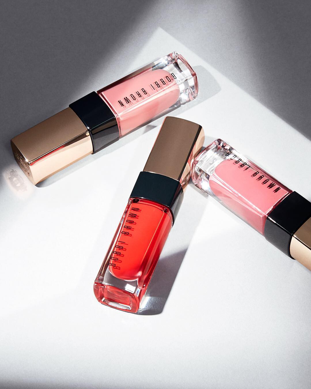 Biết tới 5 cây son hi-end mới ra đẹp đến phát khóc này, các nàng sẽ muốn tự thưởng ngay dịp 20/10 thay vì chờ ai đó tặng