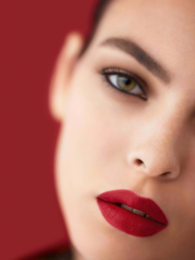 Biết tới 5 cây son hi-end mới ra đẹp đến phát khóc này, các nàng sẽ muốn tự thưởng ngay dịp 20/10 thay vì chờ ai đó tặng