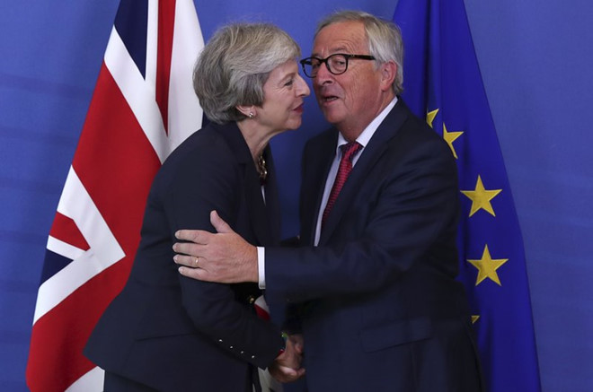 Anh, EU muốn cho Brexit thêm thời gian sau thượng đỉnh tay trắng