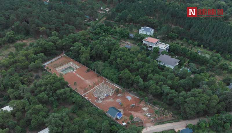 Cấm thi công biệt thự sai phạm ở Sóc Sơn: Chủ nhà vẫn yêu cầu làm bình thường