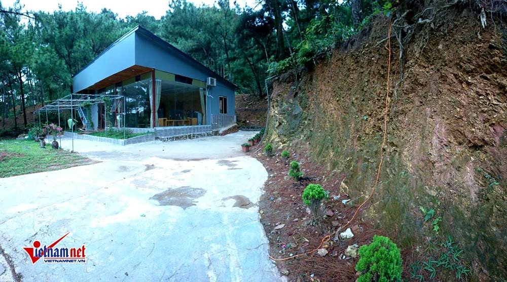 Biệt thự nguy nga mọc trên đất rừng phòng hộ Sóc Sơn