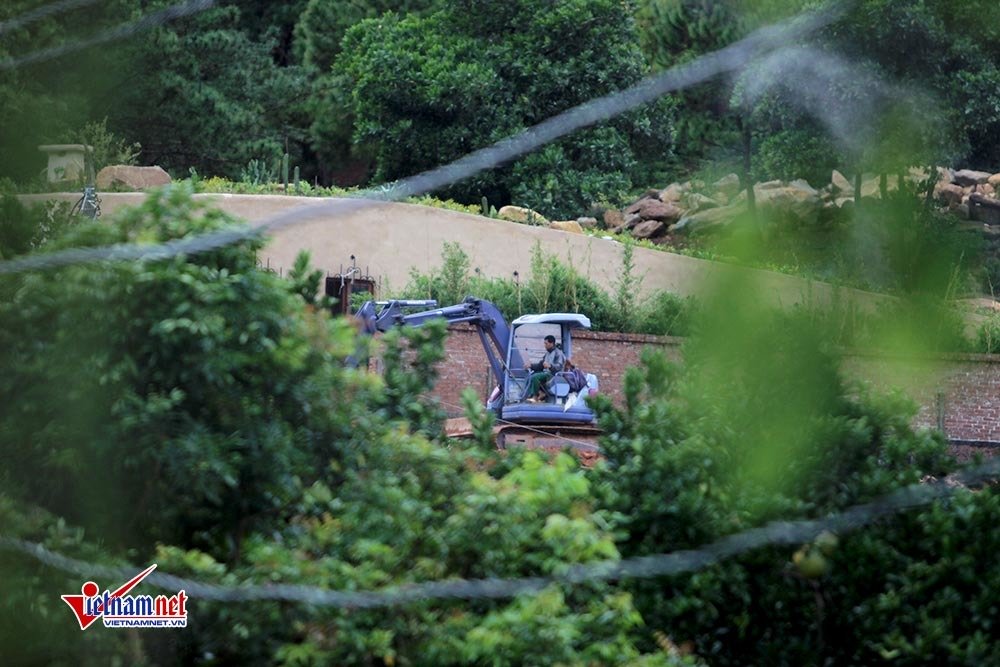 Biệt thự nguy nga mọc trên đất rừng phòng hộ Sóc Sơn