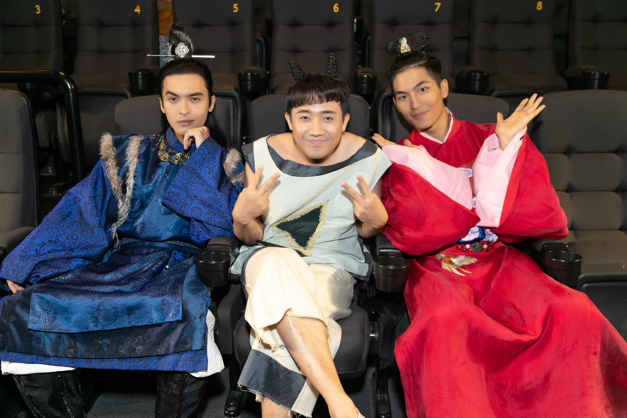 Vừa hết hôn, Nhã Phương đã rơi vào tình tay 3 cùng trai đẹp Quốc Anh trong Trạng Quỳnh