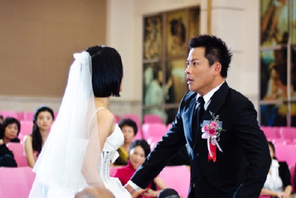 Chịu đủ nhục nhã vì có bầu trước, nhà trai lại cảnh vẻ chê nhà nghèo, cô nàng liền im lặng ủ mưu trả thù Chịu đủ nhục nhã vì có bầu trước, nhà trai lại cảnh vẻ chê nhà nghèo, cô nàng liền im lặng ủ mưu trả thù