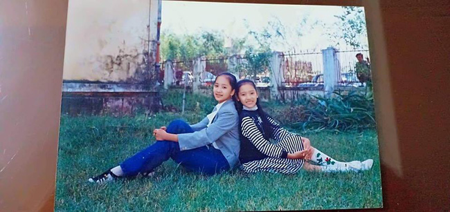 Khánh Thi đăng ảnh hồi 12 tuổi, Phan Hiển thú nhận năm đó mình vừa sinh ra đời