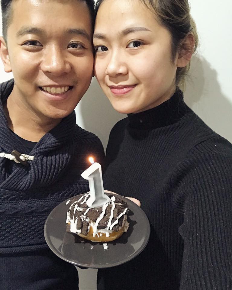 Kiên trì nhắn 15 tin mỗi ngày, chàng trai cưới được crush đẹp mà chảnh kém 9 tuổi