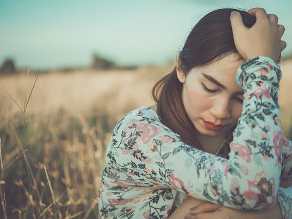 Biết vợ là người dàn dựng buổi gặp mặt ấy, tôi đã bật khóc vì bất lực và quá thương vợ