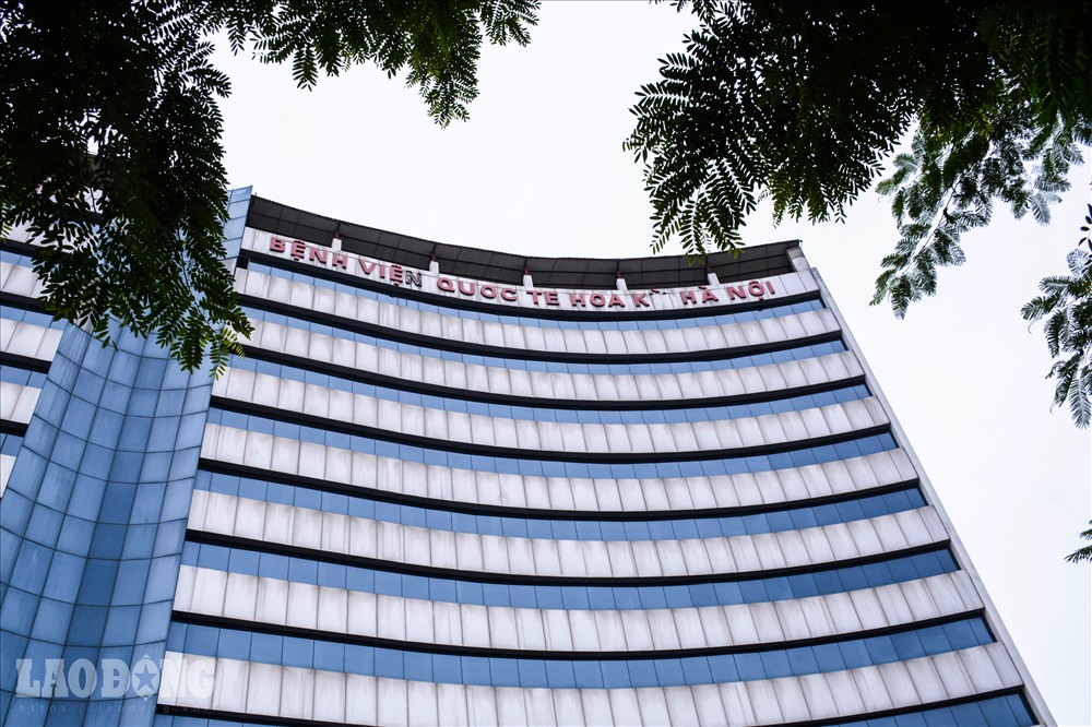 Cận cảnh bệnh viện nghìn tỉ bị lãng quên lạnh lẽo giữa lòng Hà Nội