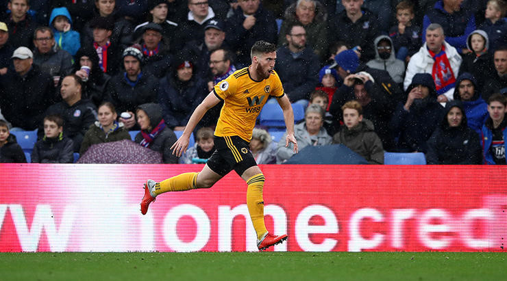 Luke Shaw và những cái tên gây bất ngờ tại Premier League mùa này