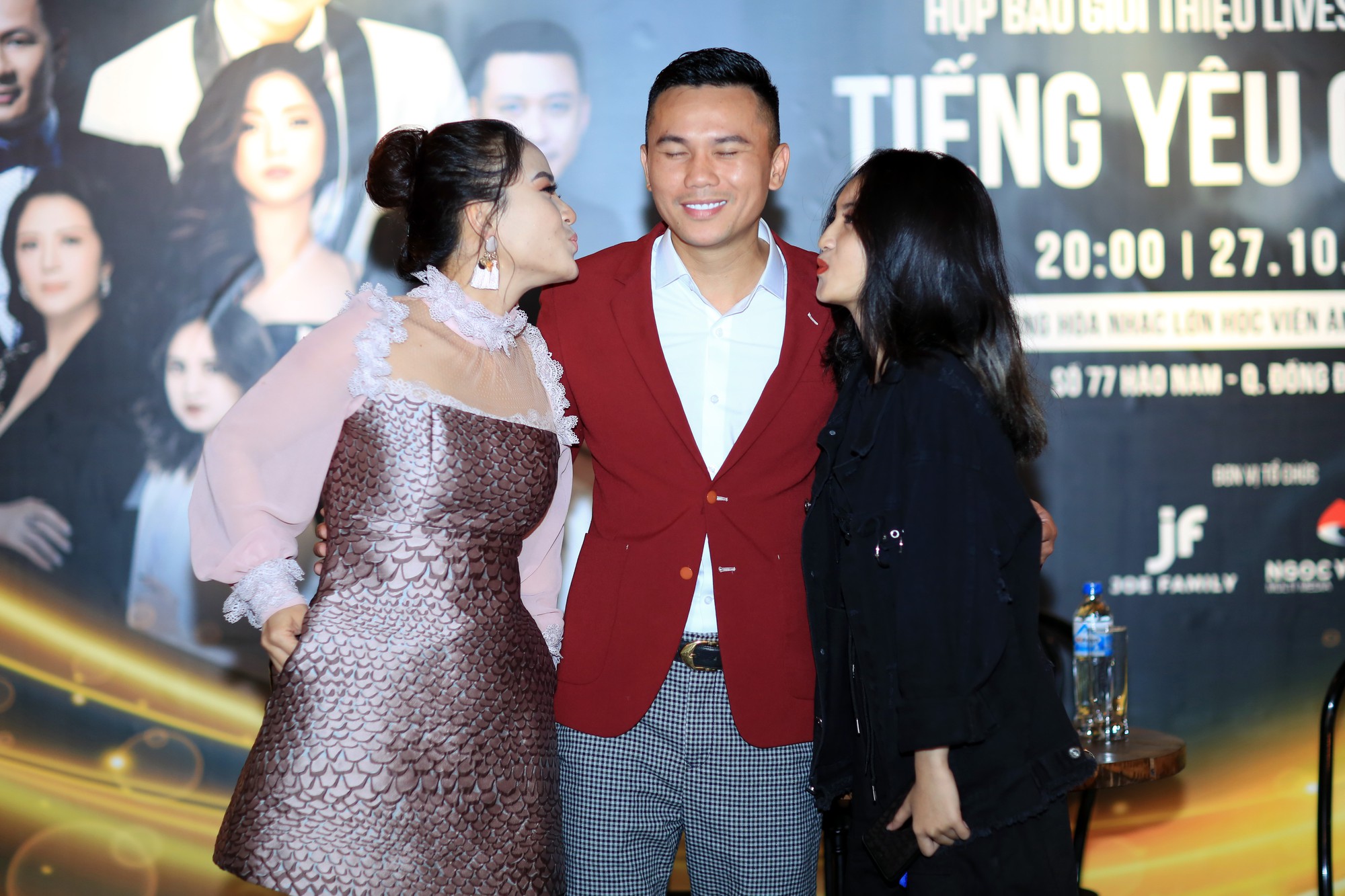 Tuấn Hưng được bạn thân Tú Dưa tặng ca khúc mới sau hàng loạt tai nạn liên tiếp