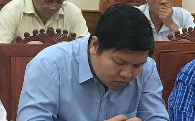 Cựu phó giám đốc sở ở Bình Định khiếu nại việc xóa đảng tịch