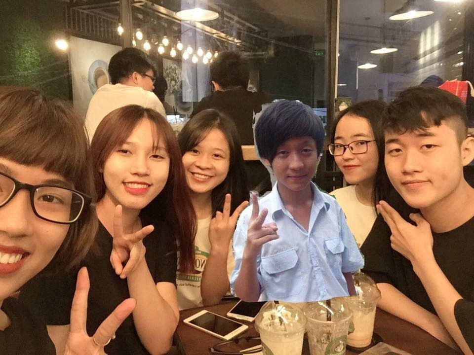 Loạt ảnh lầy lội của hội bạn thân khi có một thành viên vắng mặt