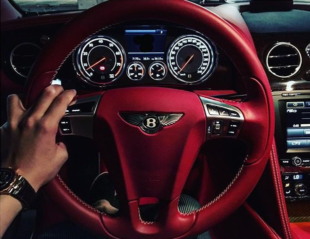 Cuộc sống giàu sang, gây tò mò của đệ nhất geisha nam Nhật Bản