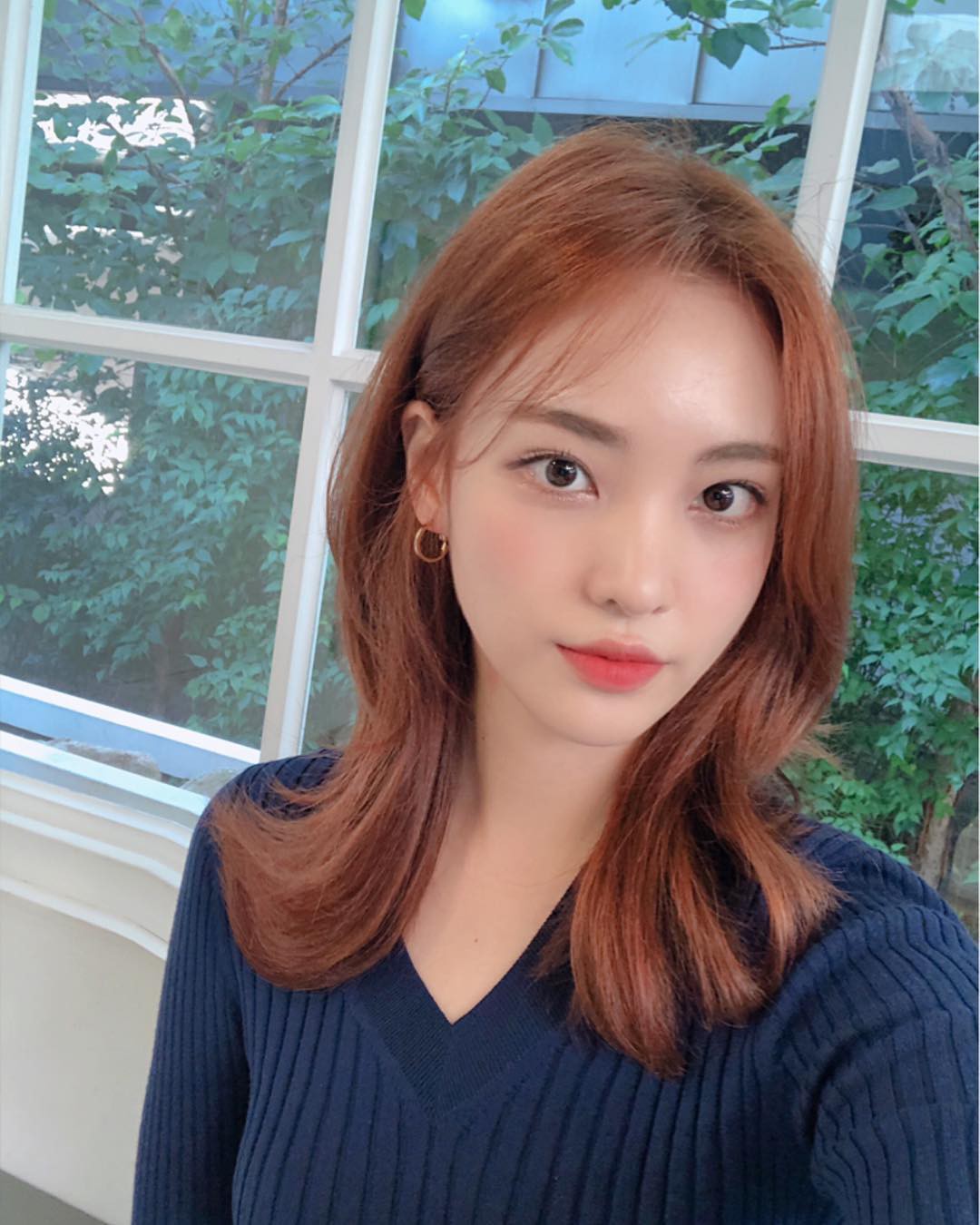 Nếu bạn dưỡng ẩm cật lực mà da vẫn khô căng, nguyên nhân rất có thể là do những thói quen sau Nếu bạn dưỡng ẩm cật lực mà da vẫn khô căng, nguyên nhân rất có thể là do những thói quen sau