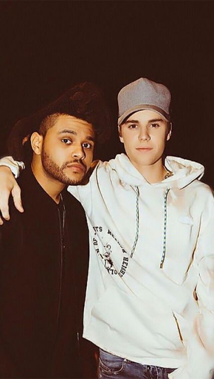 Selena Gomez hoàn toàn trống rỗng khi tập thể người yêu cũ đều đang tận hưởng hạnh phúc viên mãn