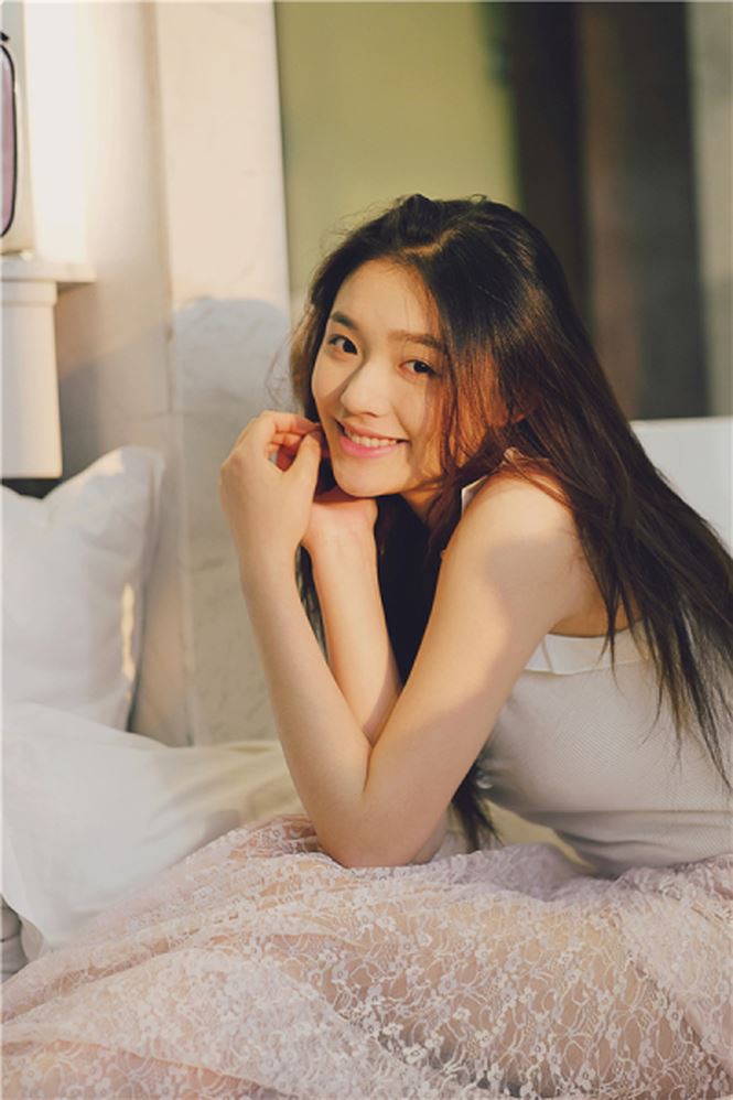 Triệu Lệ Dĩnh: Không gia thế, tiếng Anh kém, EQ thấp nhưng lại vượt mặt loạt chân dài trở thành bà Phùng danh giá Triệu Lệ Dĩnh: Không gia thế, tiếng Anh kém, EQ thấp nhưng lại vượt mặt loạt chân dài trở thành bà Phùng danh giá