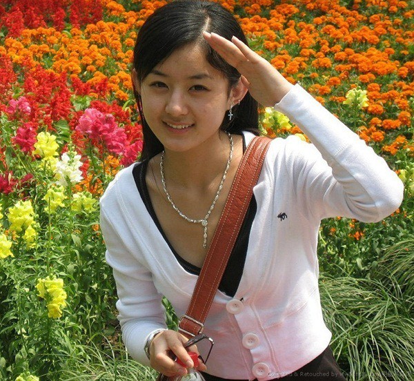 Triệu Lệ Dĩnh: Không gia thế, tiếng Anh kém, EQ thấp nhưng lại vượt mặt loạt chân dài trở thành bà Phùng danh giá Triệu Lệ Dĩnh: Không gia thế, tiếng Anh kém, EQ thấp nhưng lại vượt mặt loạt chân dài trở thành bà Phùng danh giá