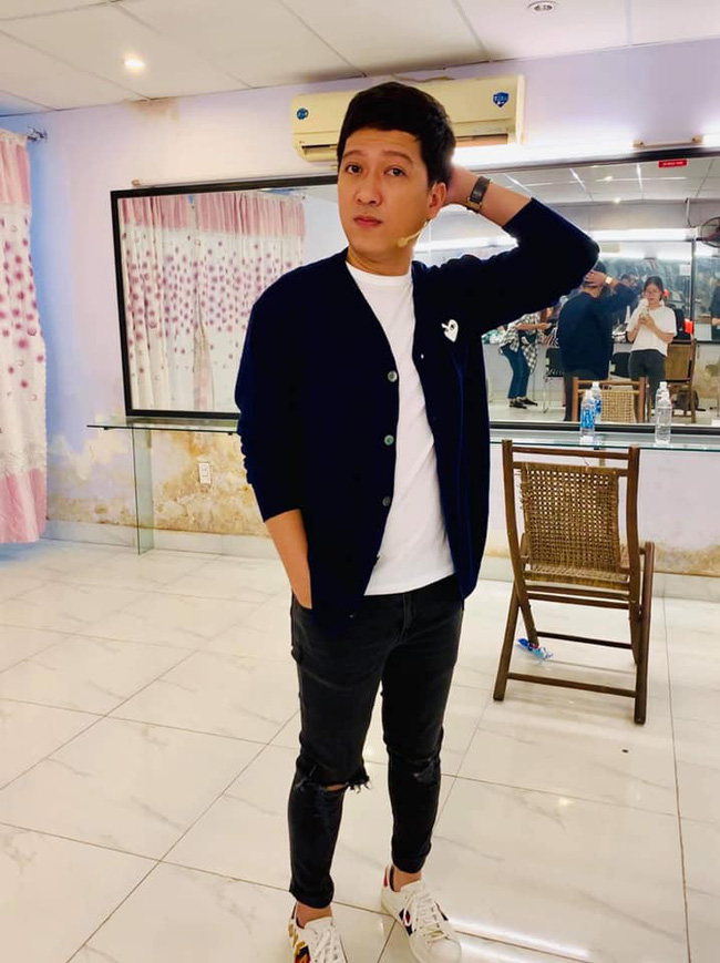 Lên mạng xin kinh nghiệm trở thành người chồng tốt, Trường Giang lại vô tình để lộ chuyện Nhã Phương có bầu?