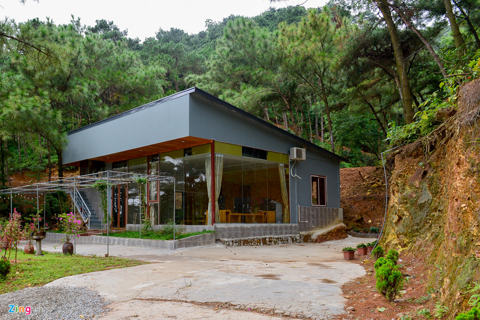 Video: Bên trong khu sinh thái ở Sóc Sơn được lãnh đạo xã gọi là nhà tạm