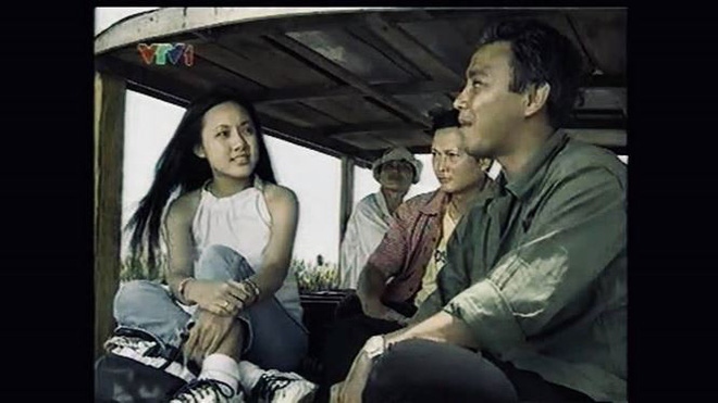 Từ cô bé 4 tuổi sún răng trên tờ lịch, BTV Hoài Anh biến thành nữ MC 40 tuổi được triệu người yêu thích