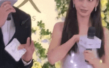 Angelababy gặp sự cố tuột váy vì vóc dáng gầy gò