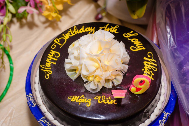 Cận cảnh tiệc sinh nhật hoành tráng của ca sĩ Long Nhật