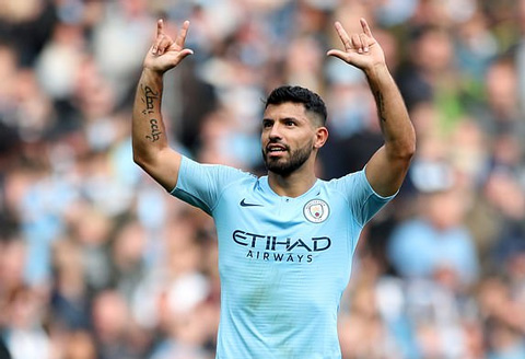 Đại thắng 5 sao, Man City xây chắc ngôi đầu