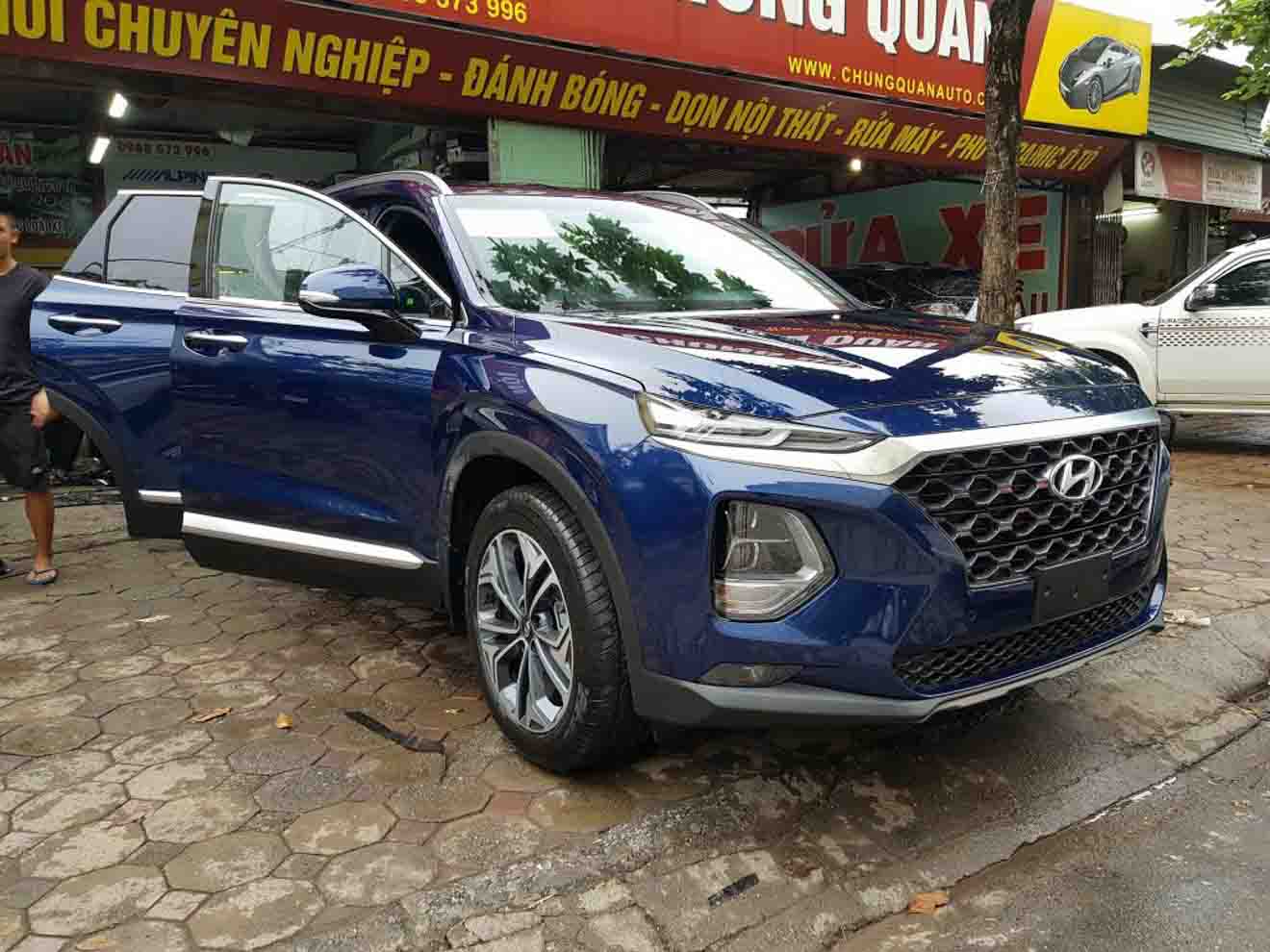 Hyundai SantaFe 2019 bất ngờ xuất hiện trên đường phố Hà Nội