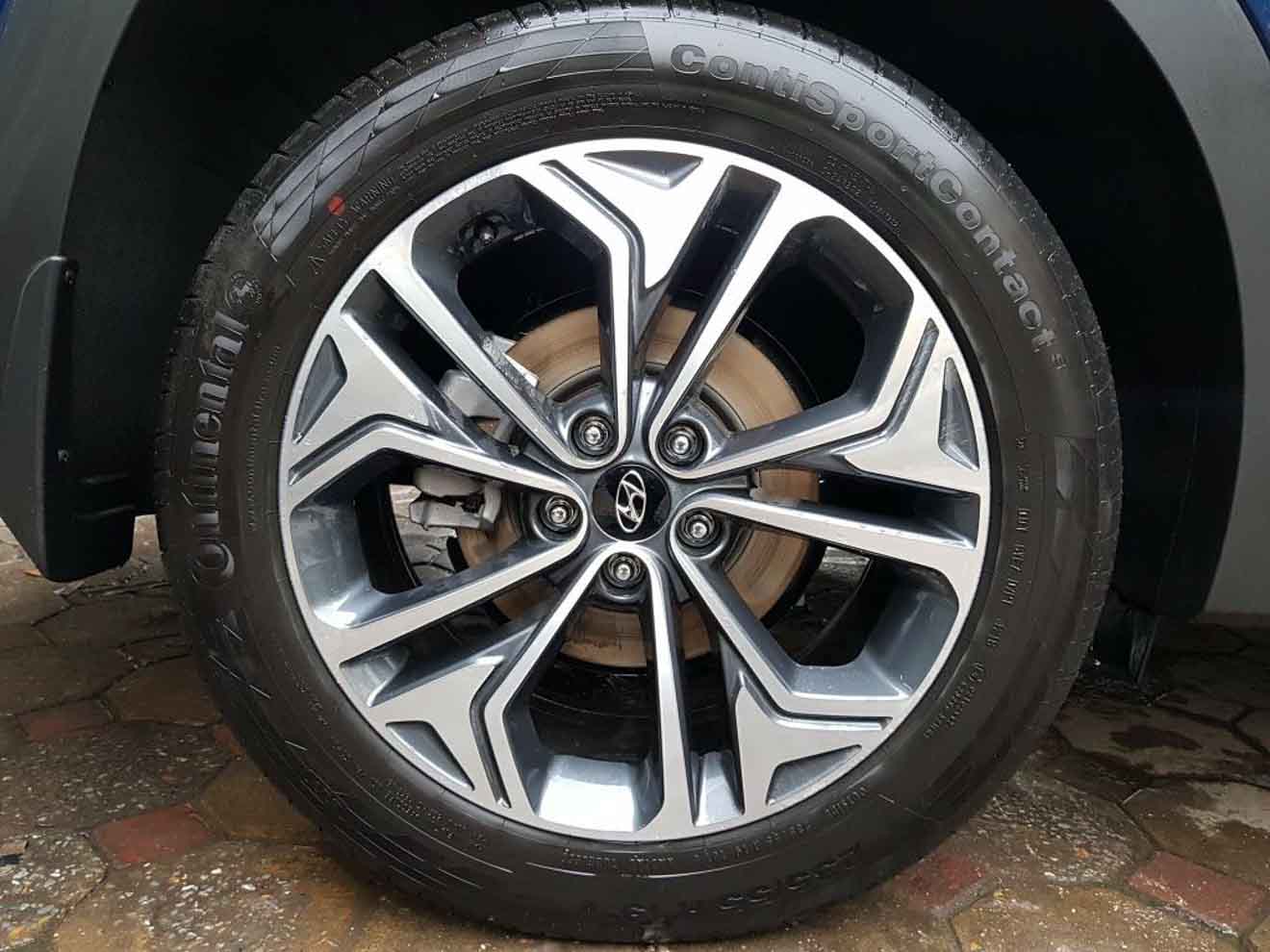 Hyundai SantaFe 2019 bất ngờ xuất hiện trên đường phố Hà Nội