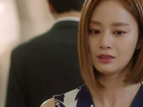 Vợ lén để tiền vào ví cho chồng mua quà tặng bồ ngày 20/10 và bí mật phía sau hành động lạ đời ấy