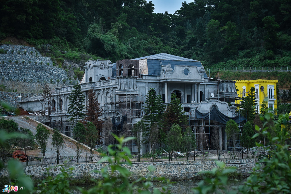 Sóc Sơn cấp 229 sổ đỏ xẻ thịt hàng chục ha rừng phòng hộ