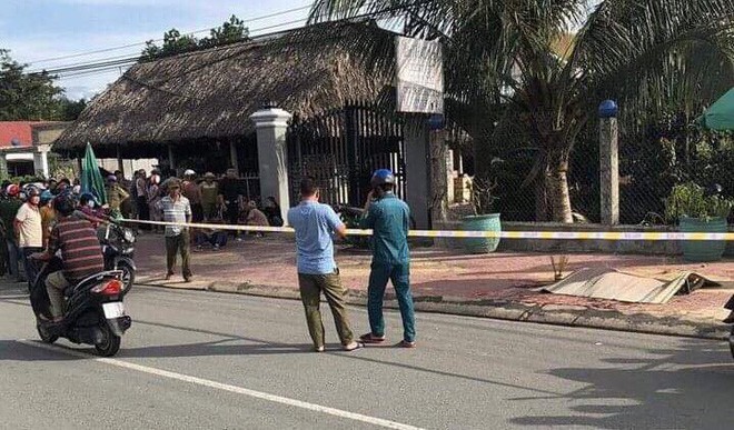 Vụ chủ quán cà phê bị sát hại: Nạn nhân ôm cổ đầy máu chạy ra đường kêu cứu