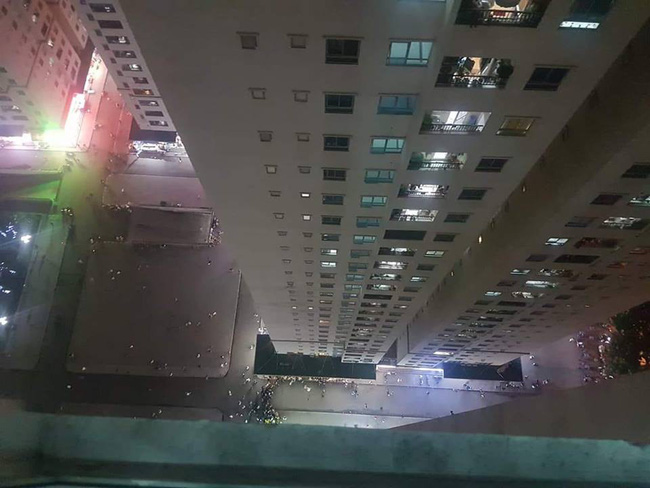 Bé gái sơ sinh bị mẹ ném từ tầng 31 chung cư Linh Đàm đã được lo chôn cất