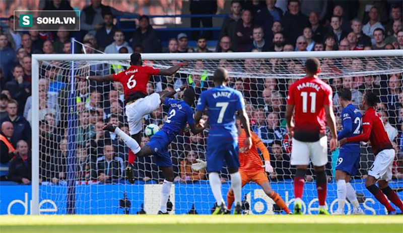 Pogba bị ném đá tơi bời sau hành vi hét lên la mắng đồng đội