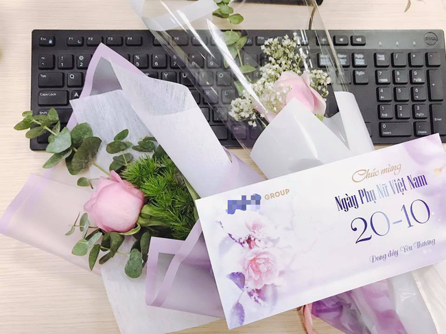 Vợ trẻ bị chồng giận vì món quà 20/10 của đồng nghiệp nam, dân mạng lại vẽ ra thuyết âm mưu thế này