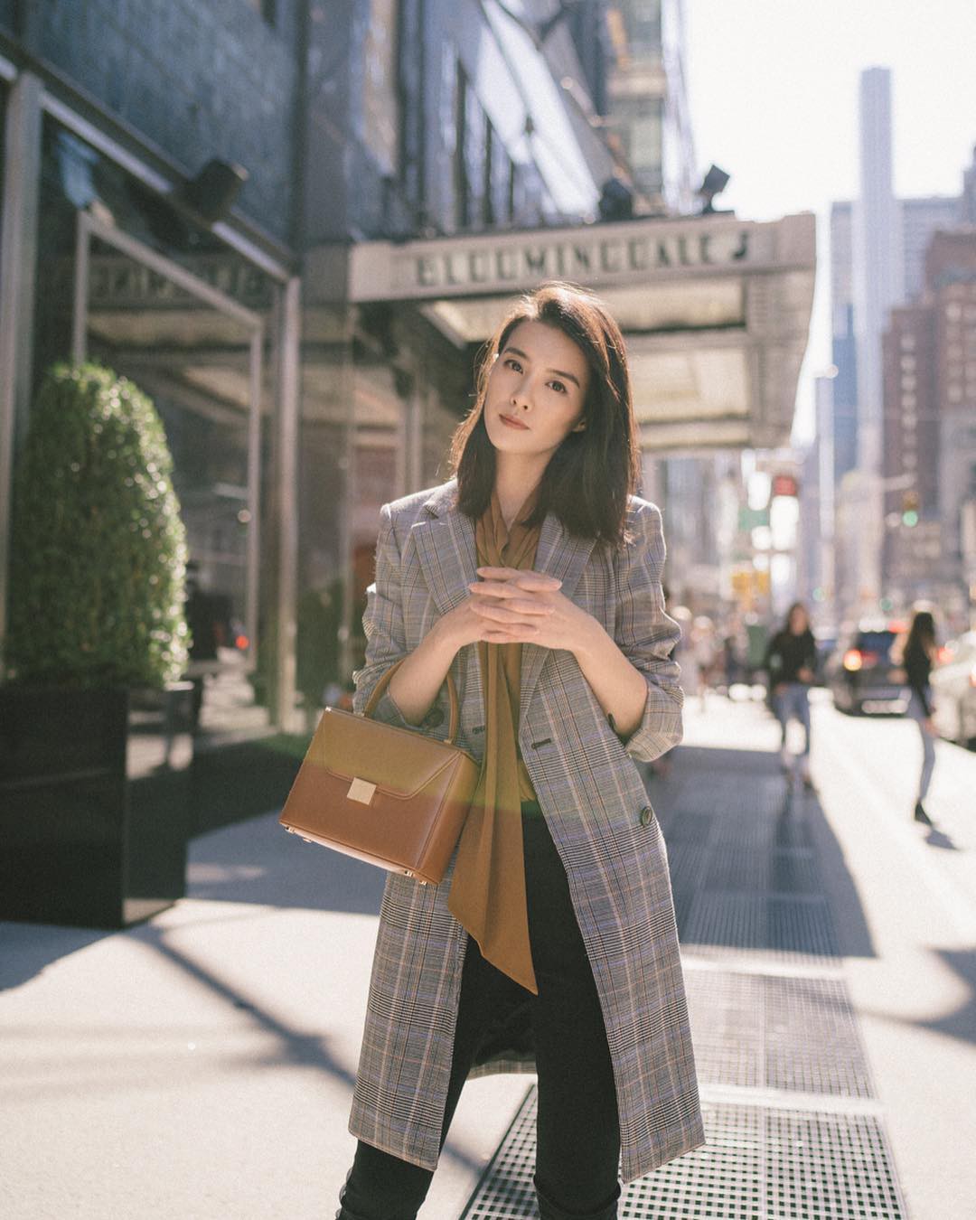 4 món thời trang các nàng nên đầu tư mỗi khi rủng rỉnh tiền để tự cộng cho mình vài điểm thanh lịch, sang trọng