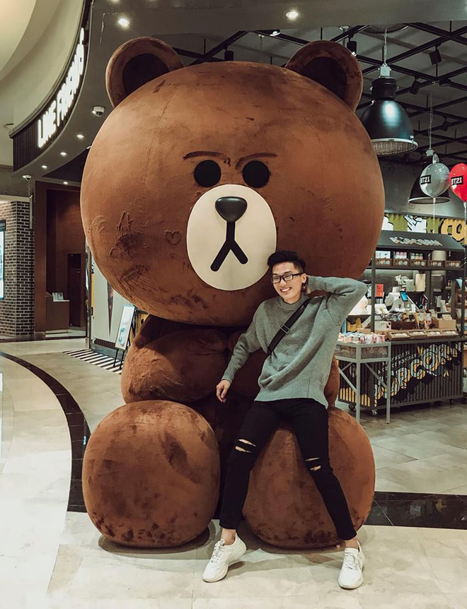 Chả hẹn mà gặp, cảm giác như 1 nửa giới trẻ Việt đều đang ở Hàn Quốc hết rồi!