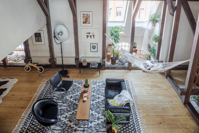 Ngôi nhà hai tầng ngập tràn ánh sáng sẽ khiến bạn mê mệt ngay từ cái nhìn đầu tiên Ngôi nhà hai tầng ngập tràn ánh sáng sẽ khiến bạn mê mệt ngay từ cái nhìn đầu tiên