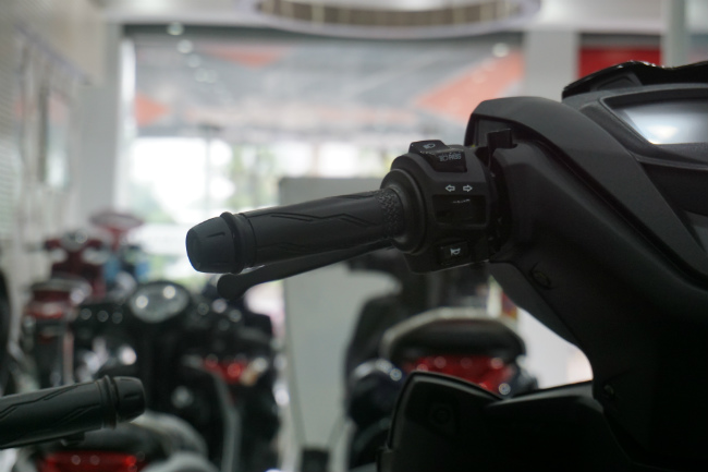 Ảnh thực tế 2019 Yamaha Exciter RC tại đại lý, giá từ 47 triệu đồng