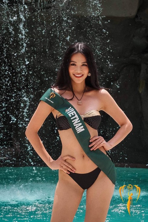 Nguyễn Phương Khánh đoạt Huy chương Bạc phần thi bikini tại Miss Earth 2018