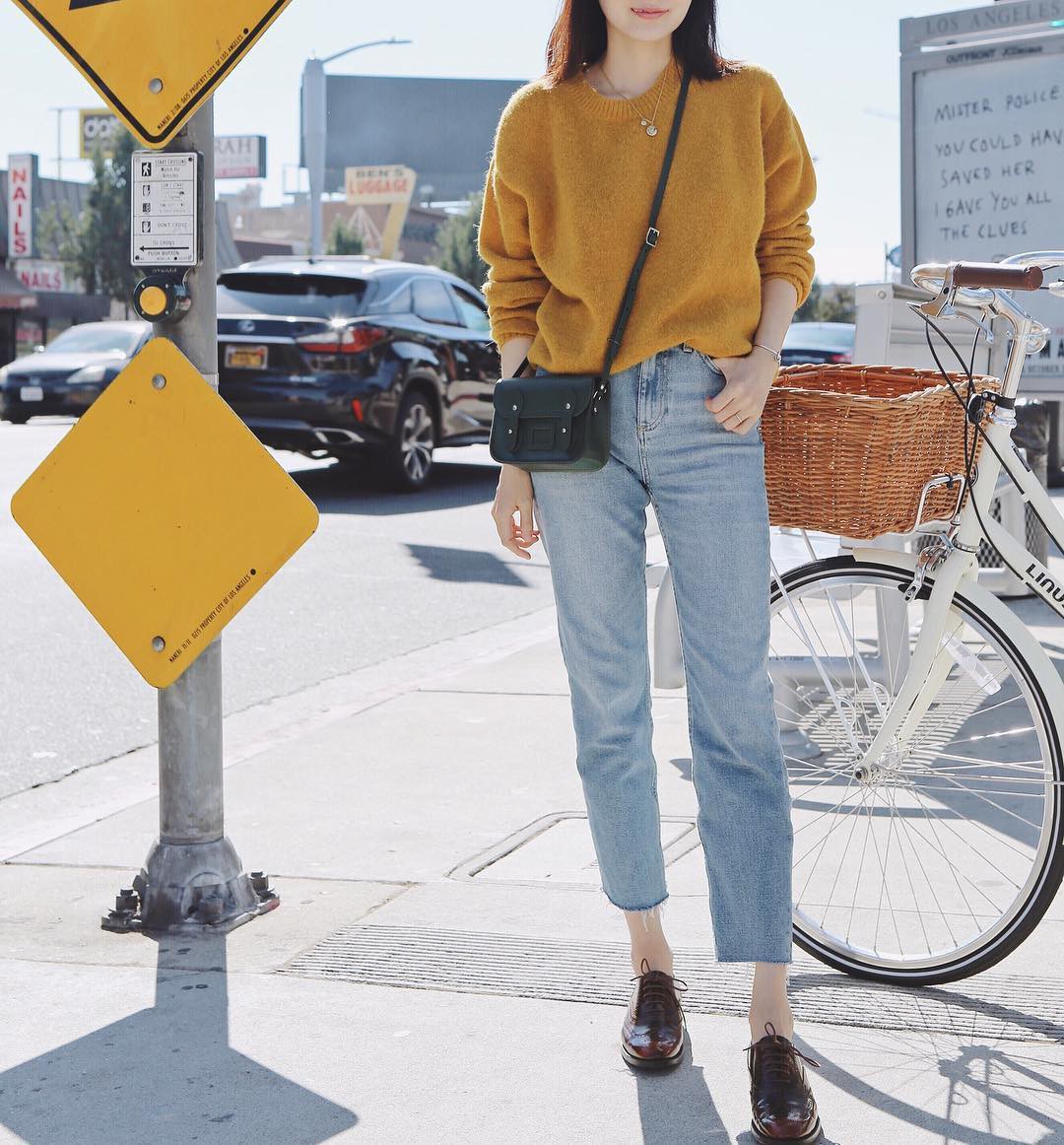 Vào những ngày mưa ảm đạm, muốn diện đồ vừa đẹp xinh vừa thoải mái thì các nàng hãy nhớ thật kỹ 4 tips sau Vào những ngày mưa ảm đạm, muốn diện đồ vừa đẹp xinh vừa thoải mái thì các nàng hãy nhớ thật kỹ 4 tips sau