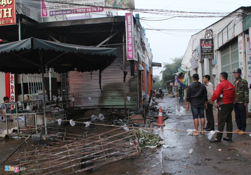 Hiện trường vụ cháy shop hoa khiến 2 cô gái tử vong