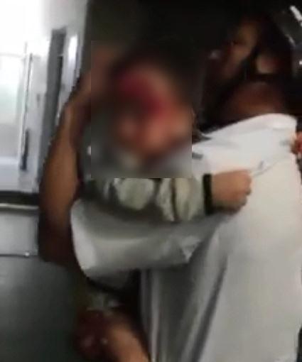 Vụ cha ôm con đầy máu tìm bác sĩ: Giải thích lạ